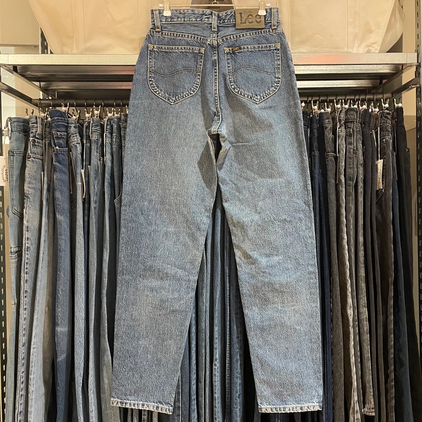 Regular Taperer Jeans Mid Wash Blue