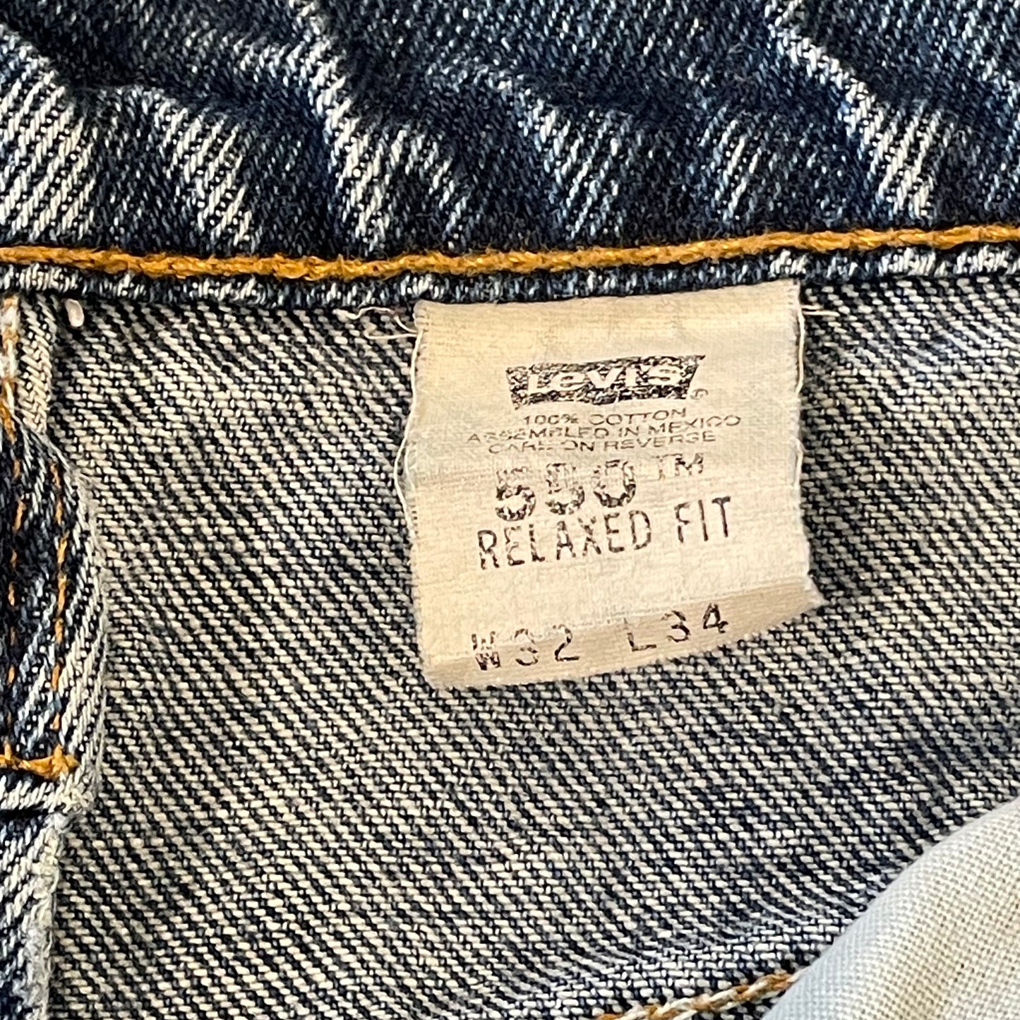Paint-Stained 550 Relaxed Fit Jeans Blue