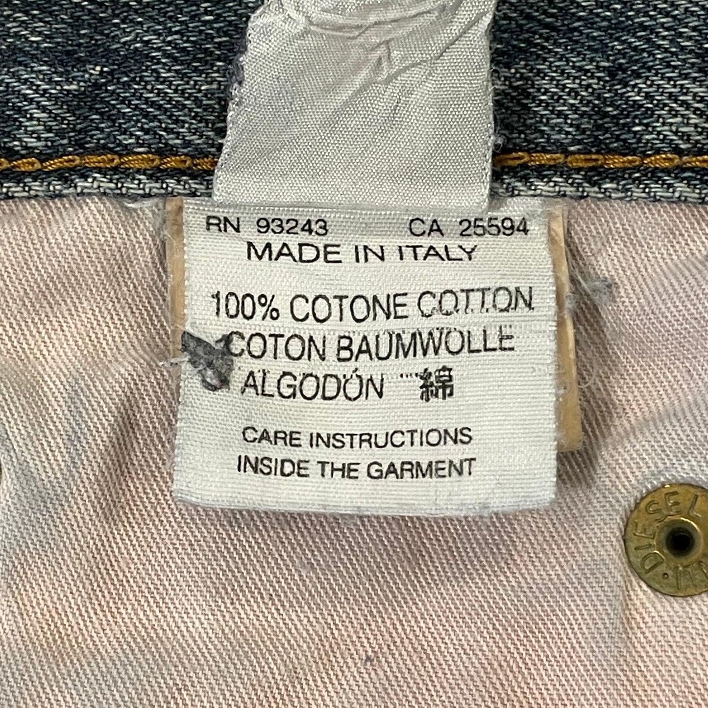 Light Wash Tapered Denim Jeans Italy