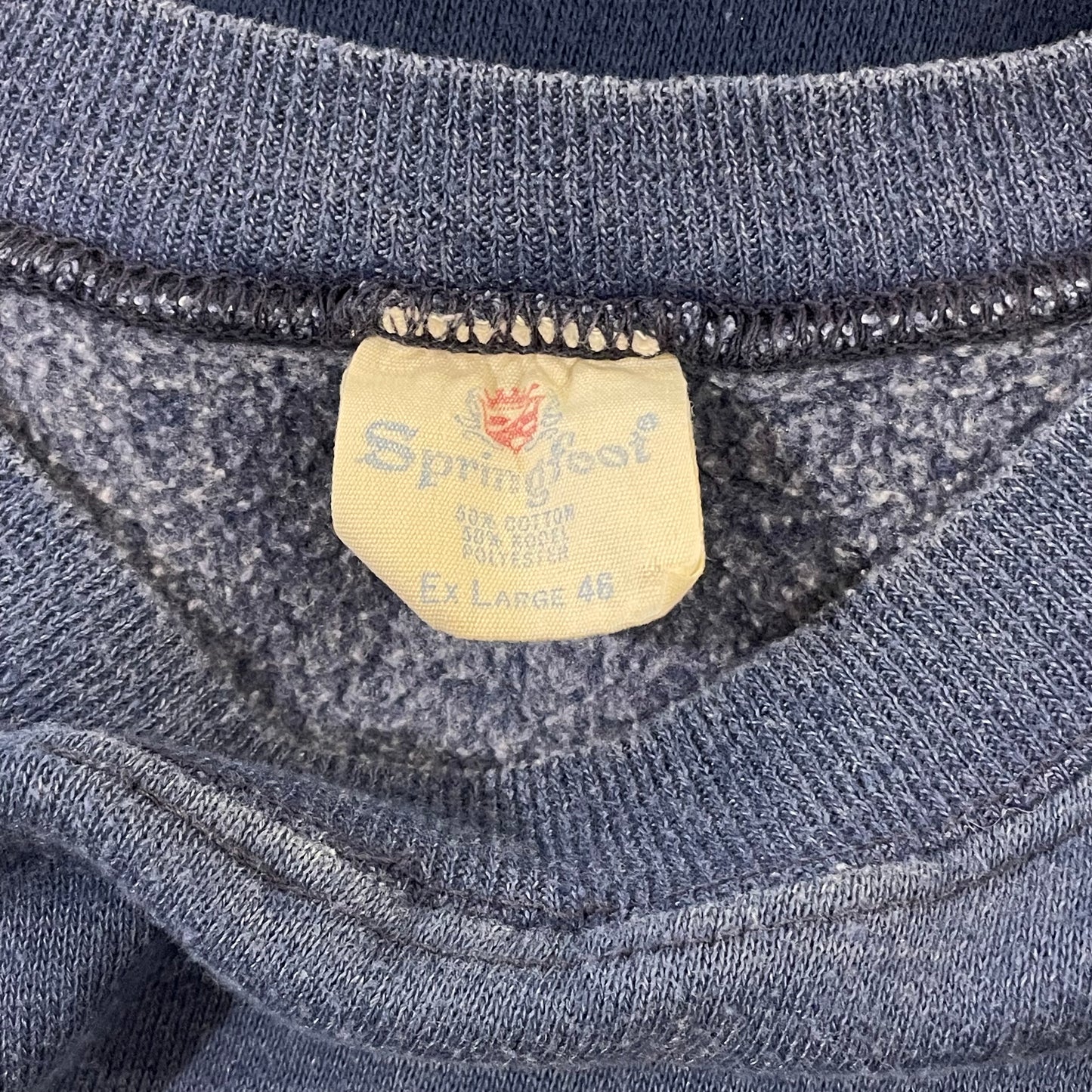 Sun Faded Blue Raglan Sweatshirt Short-Sleeved