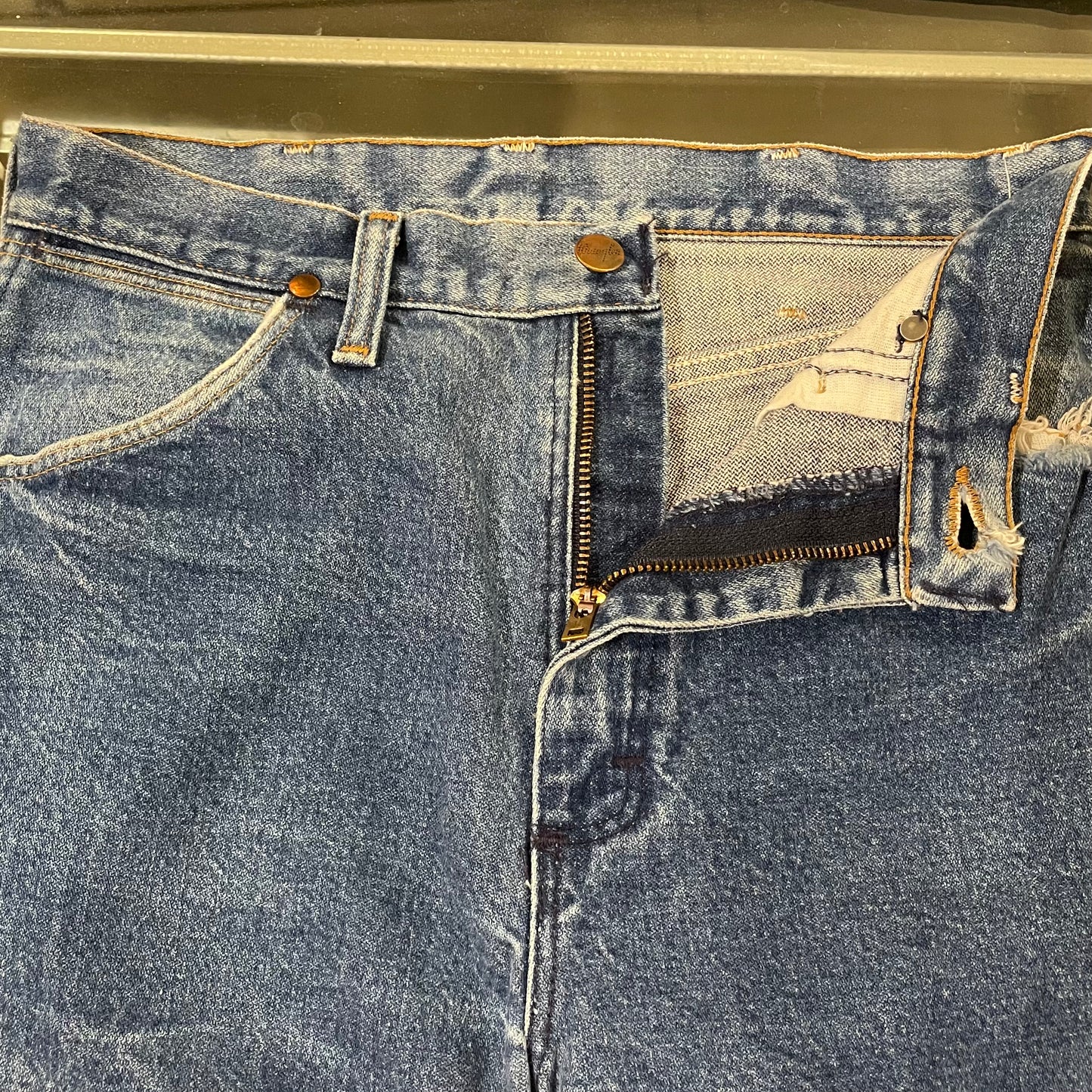 Regular Straight Jeans Mid Wash Blue Distressed