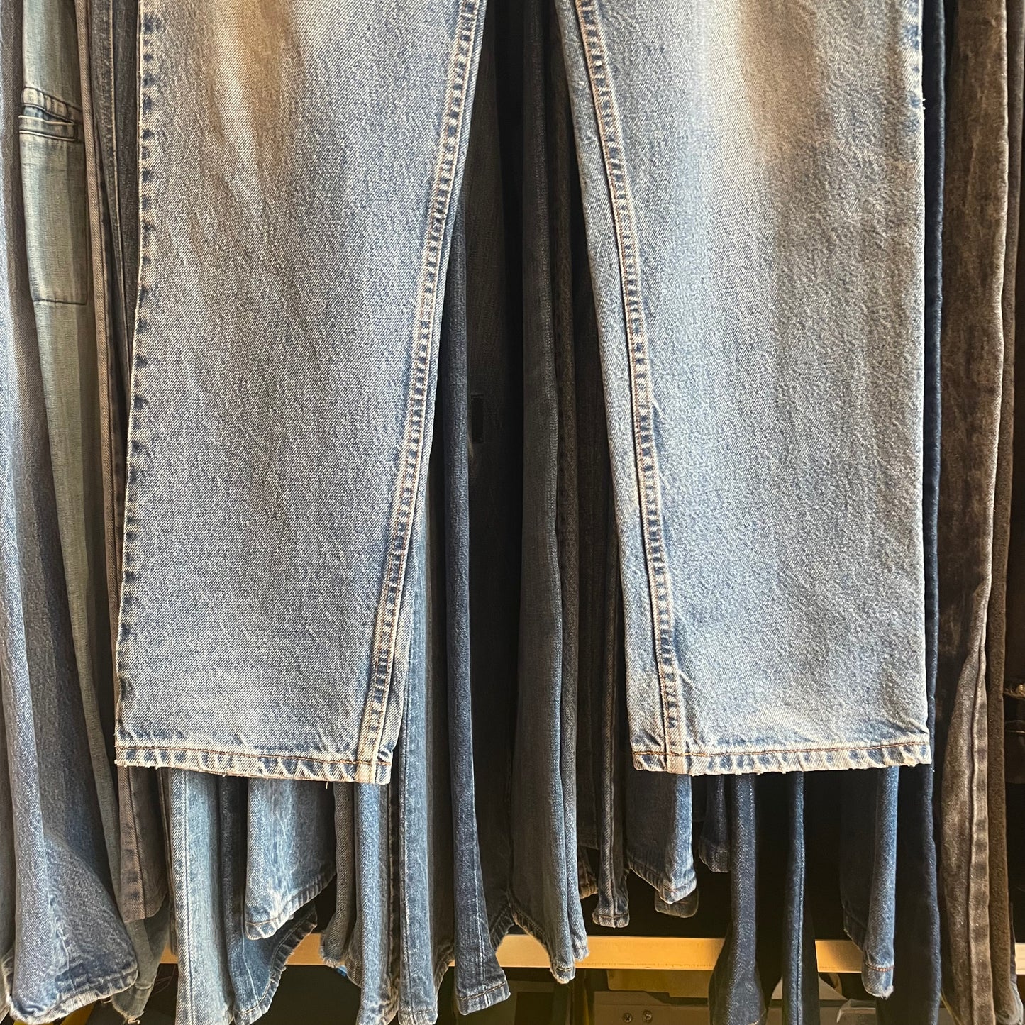 540 Jeans Brown Tab Relaxed Tapered fit