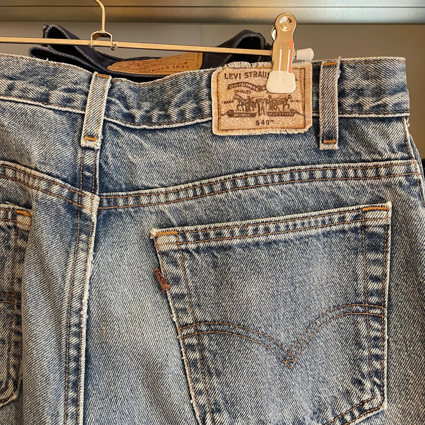 540 Jeans Brown Tab Relaxed Tapered fit