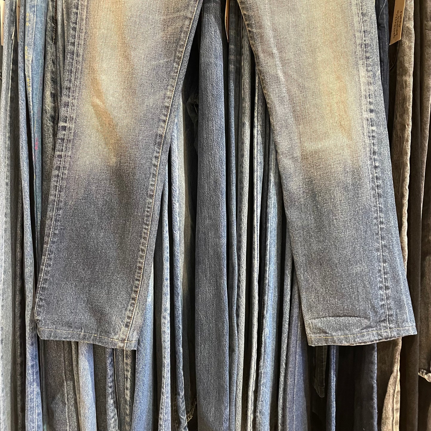 Light Wash Tapered Denim Jeans Italy
