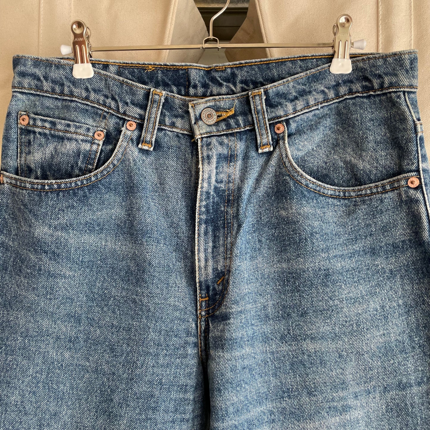 550 Jeans Regular Tapered Medium Wash Blue
