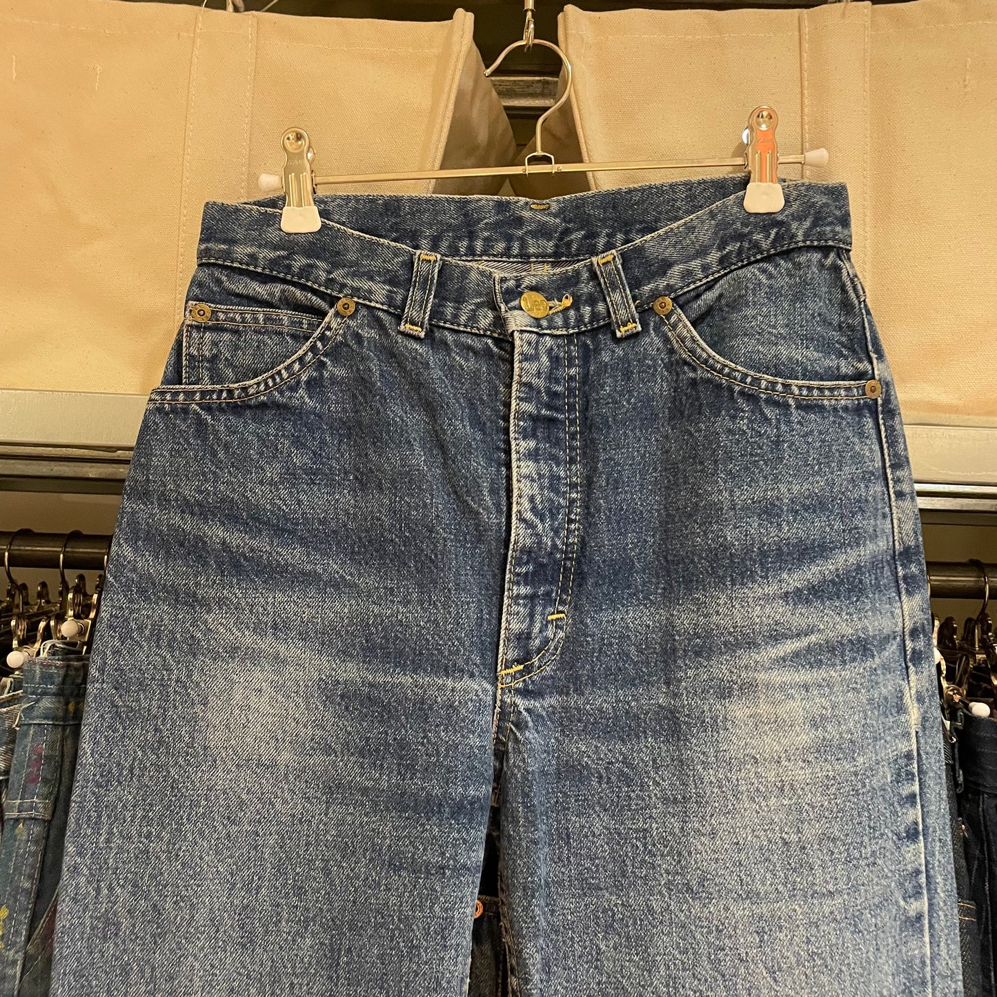 Regular Tapered Jeans Mid Wash Blue Talon Zip