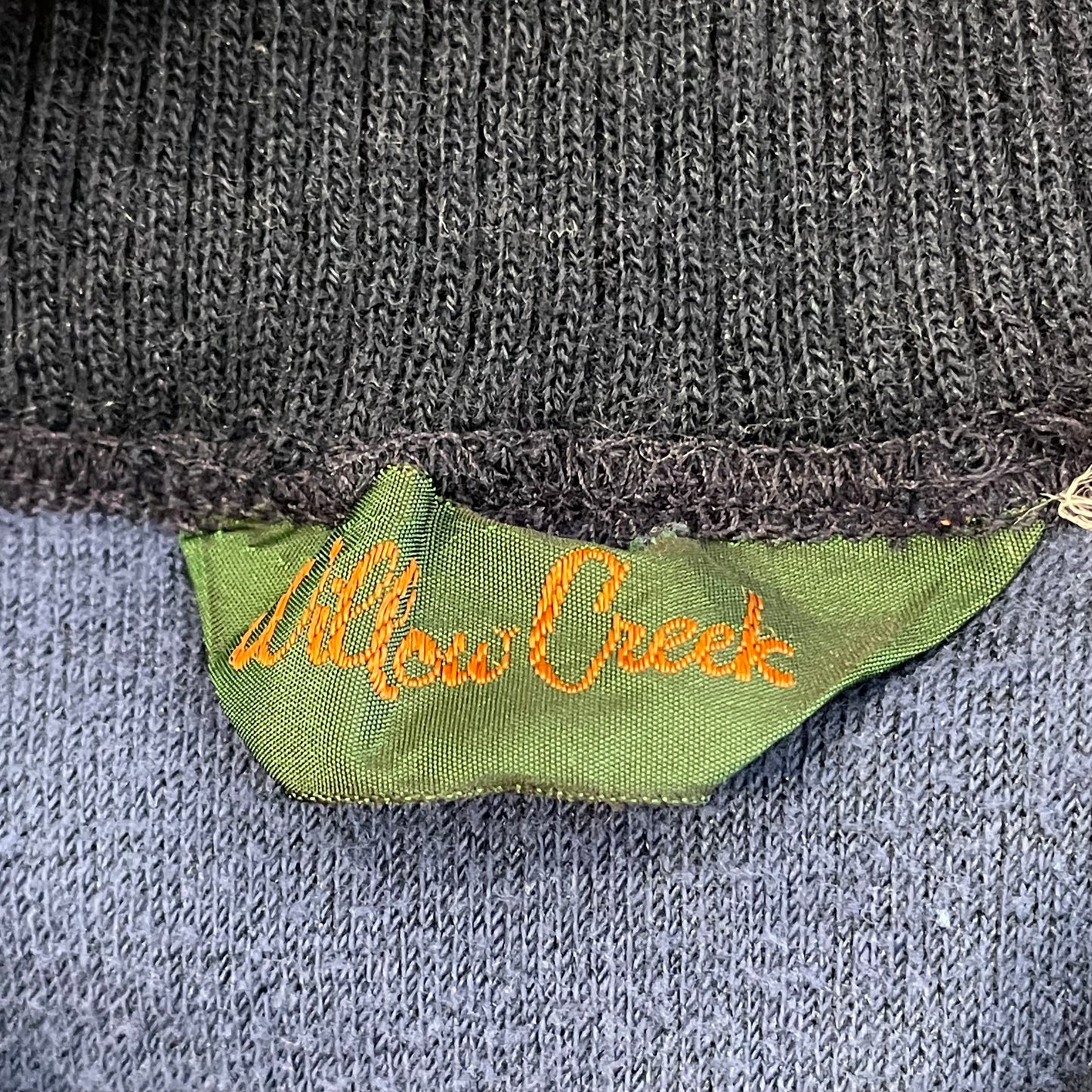 Velour V-neck Lined Rib Pullover Navy