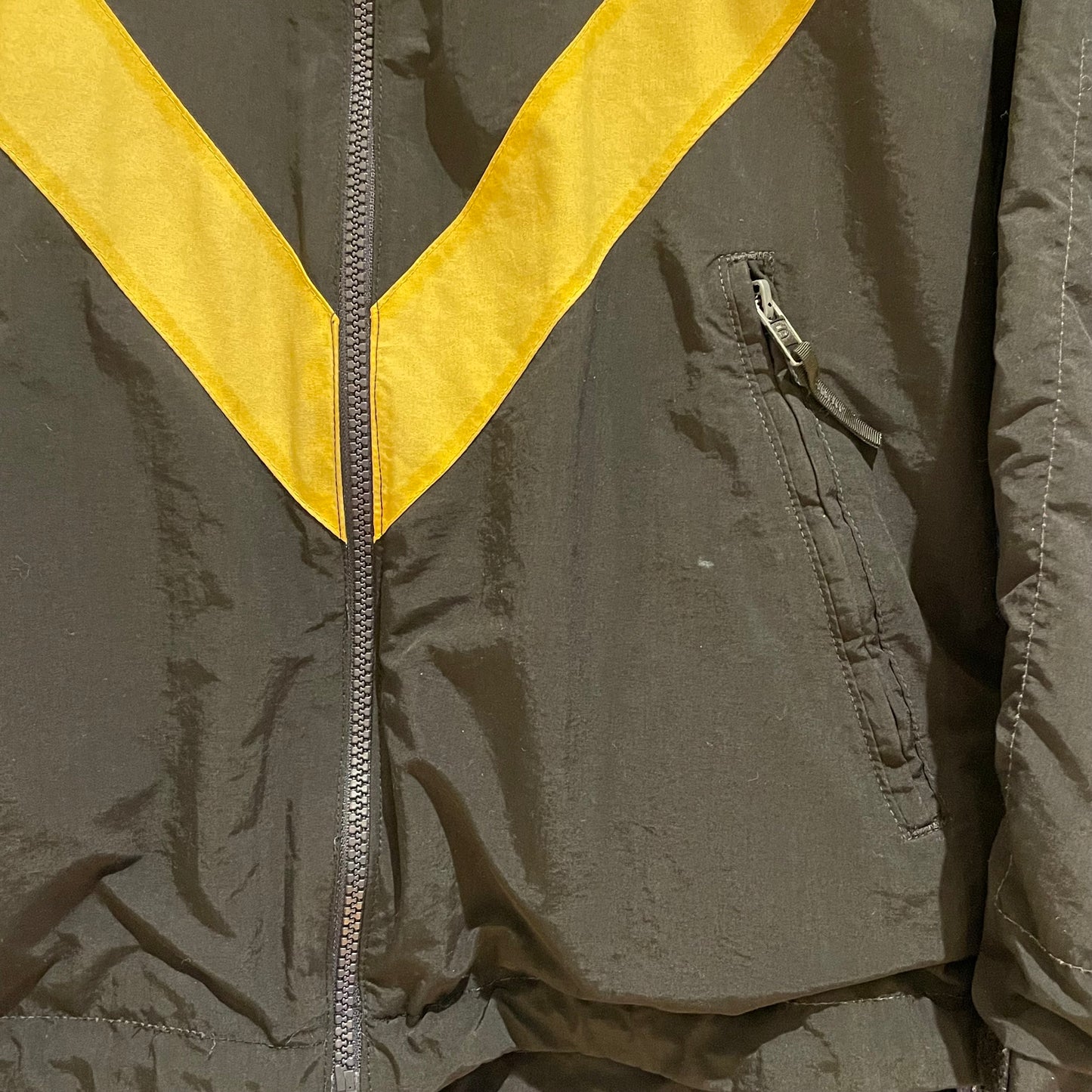 U.S. Army APFU Windbreaker Jacket Black Yellow