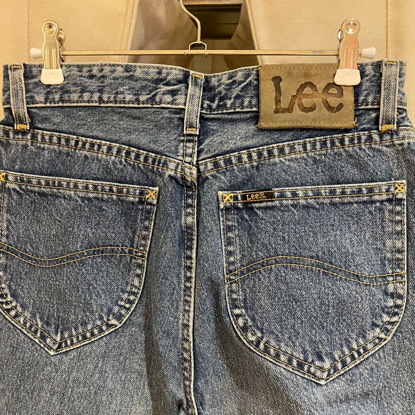 Regular Taperer Jeans Mid Wash Blue