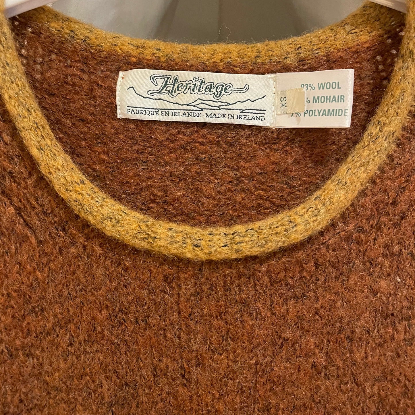 Contrast Trim Wool Knit Sweater Brown