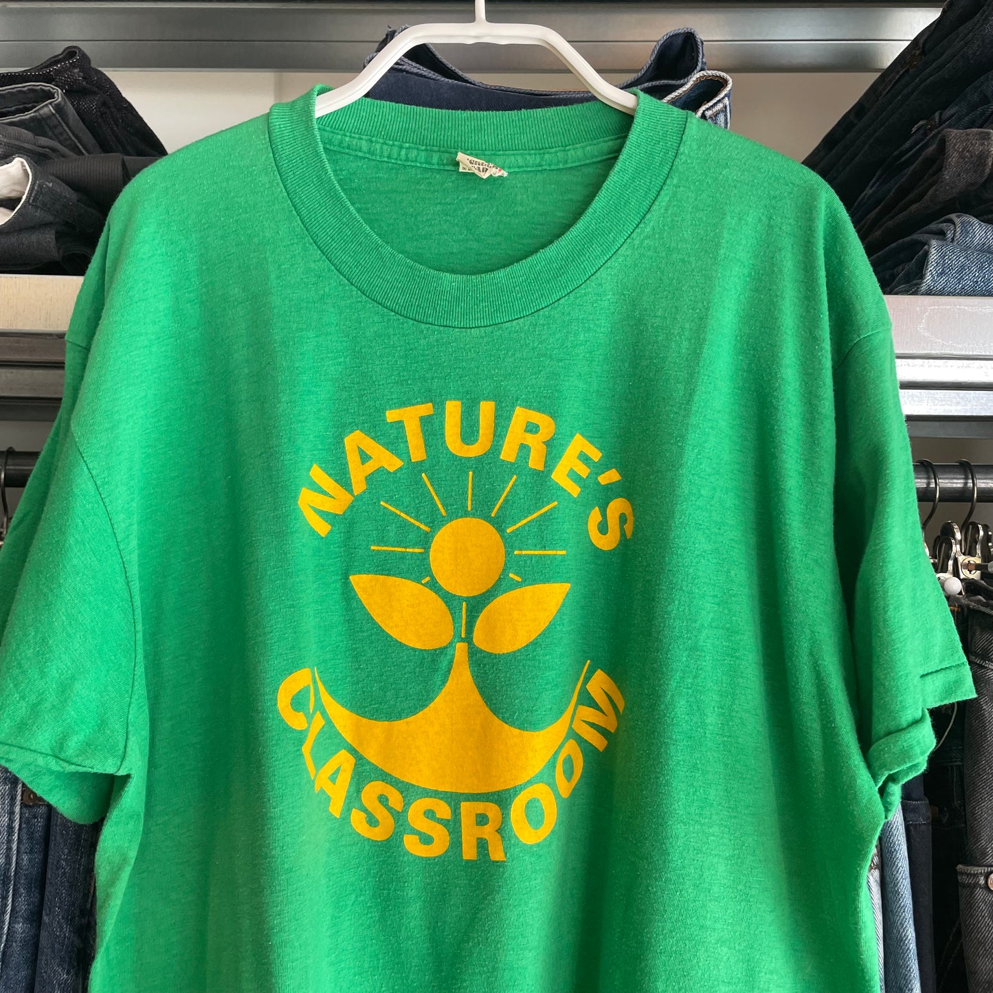 NATURE'S CLASSROOM T-Shirt Green