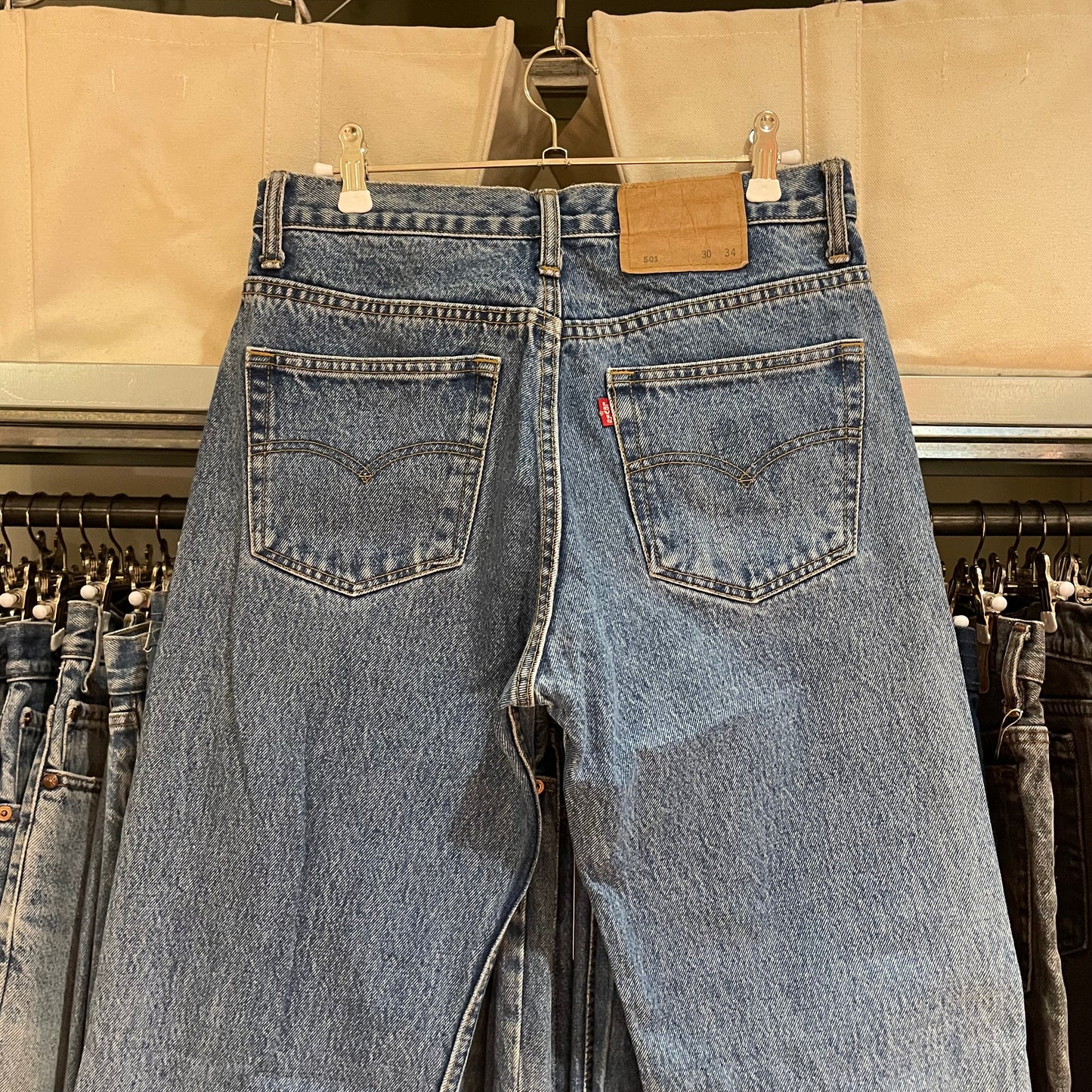 501 Jeans Regular Straight Light Wash Blue