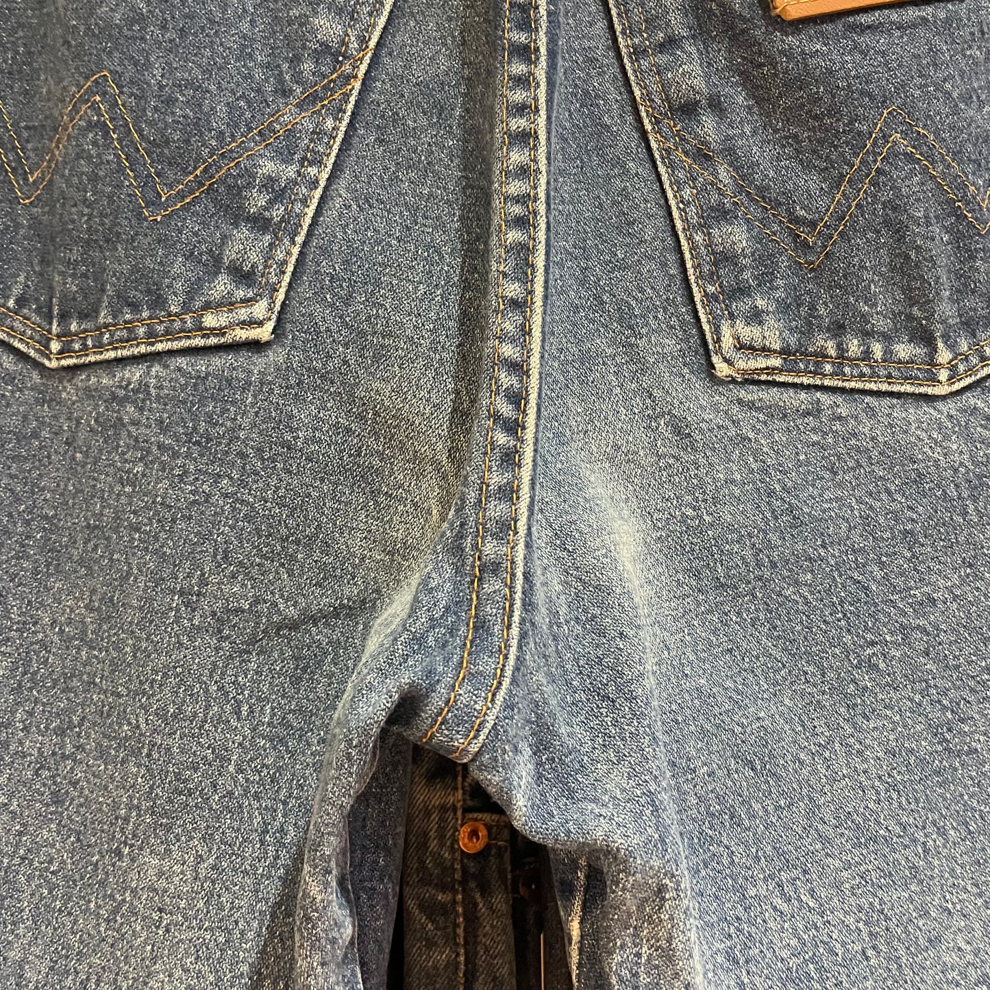 Regular Straight Jeans Mid Wash Blue Distressed