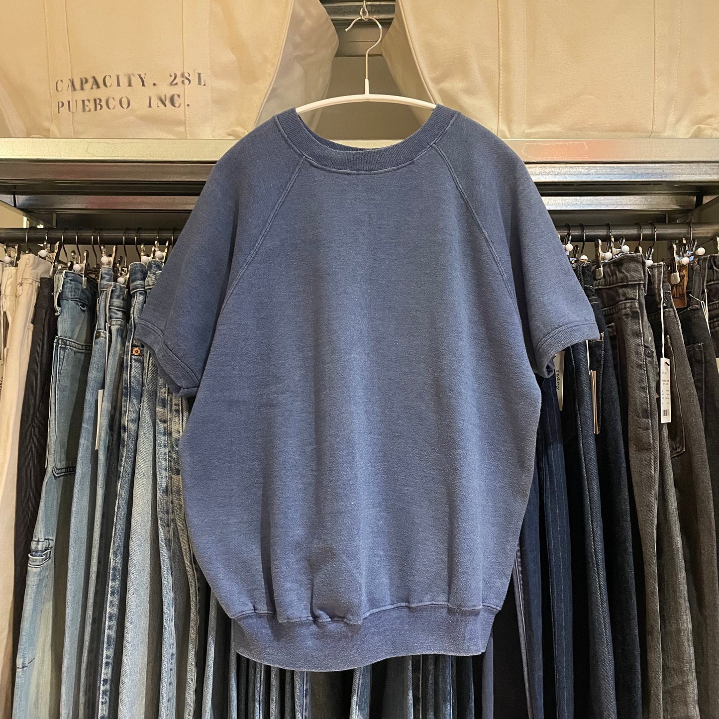 Sun Faded Blue Raglan Sweatshirt Short-Sleeved