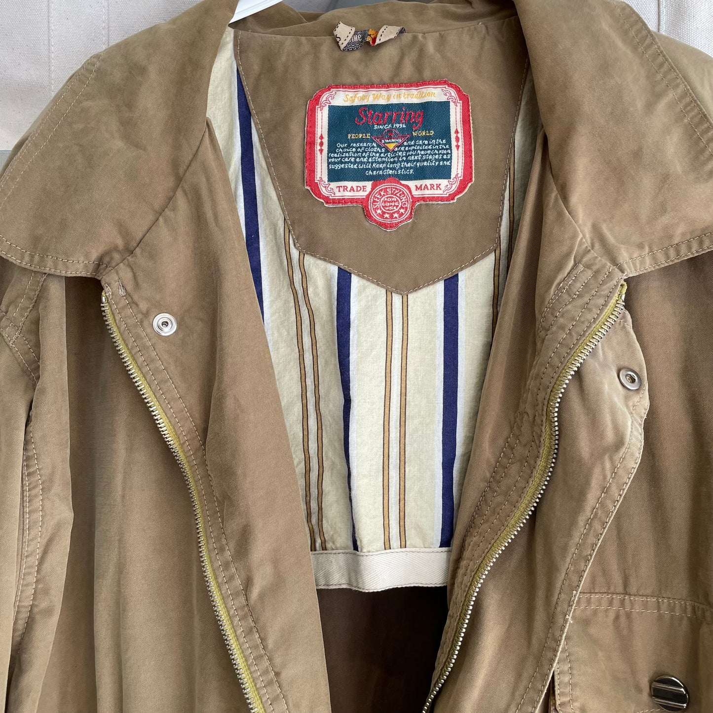 Multi Pocket Jacket Brown