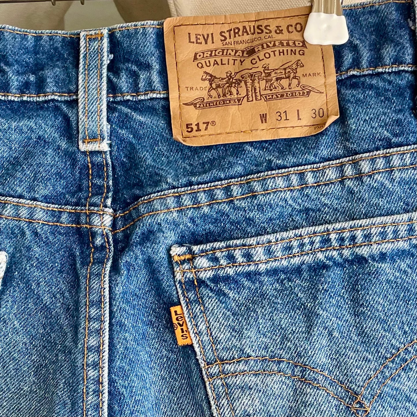 517 Jeans Orange Tab Medium Wash Blue