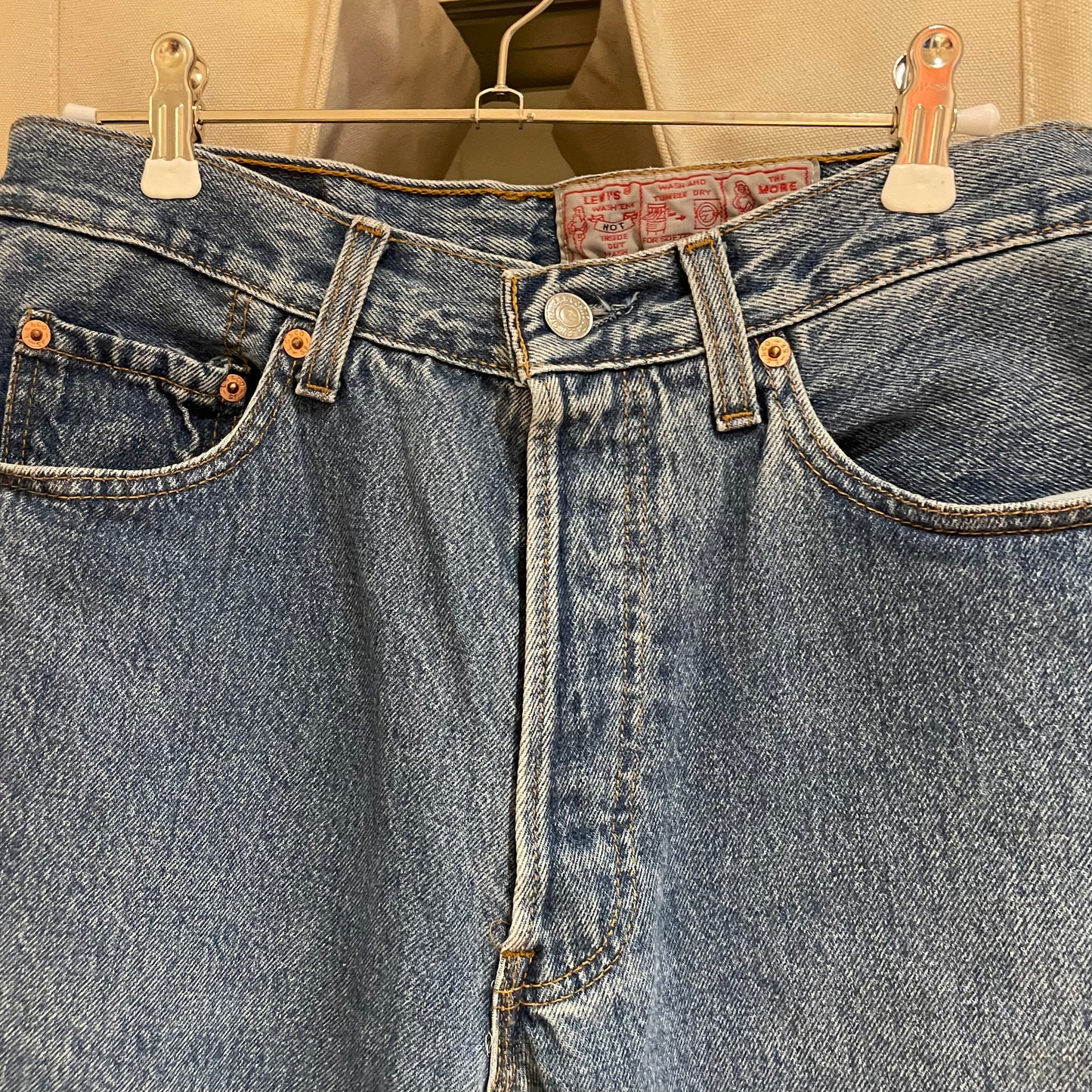 901 Jeans Regular Tapered Medium Wash Blue