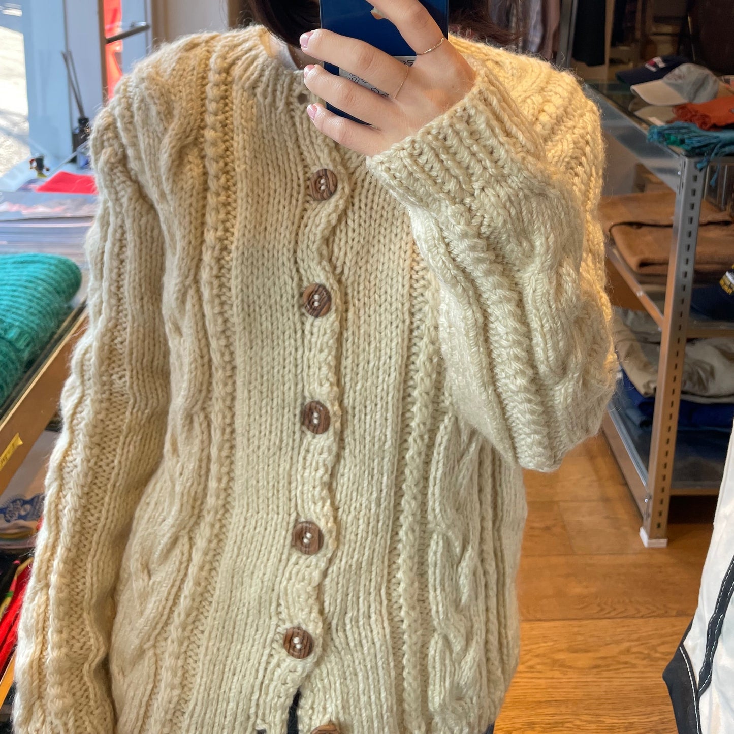 Wood Button Knit Cardigan Ivory