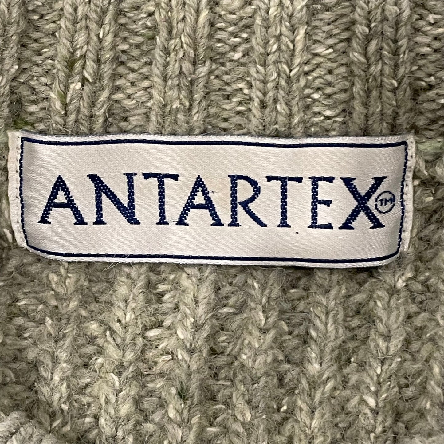 Wool/Silk Ribbed Knit Sweater Mint