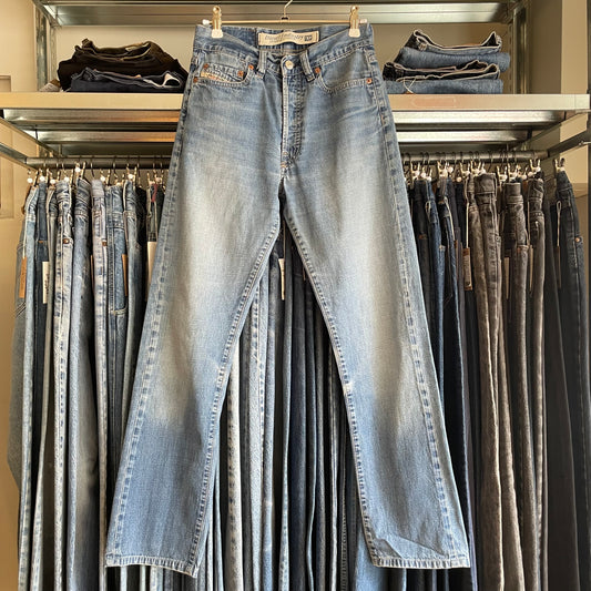 Light Wash RR55 Straight Leg Jeans Blue