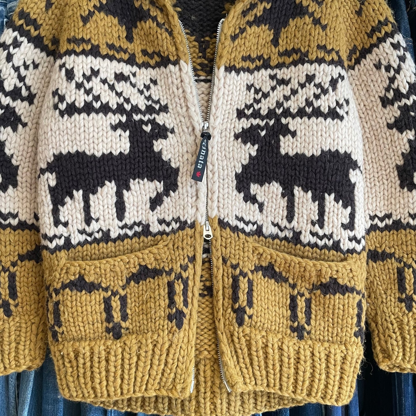 Reindeer Cowichan Shawl Collar 2-Way Talon Zip