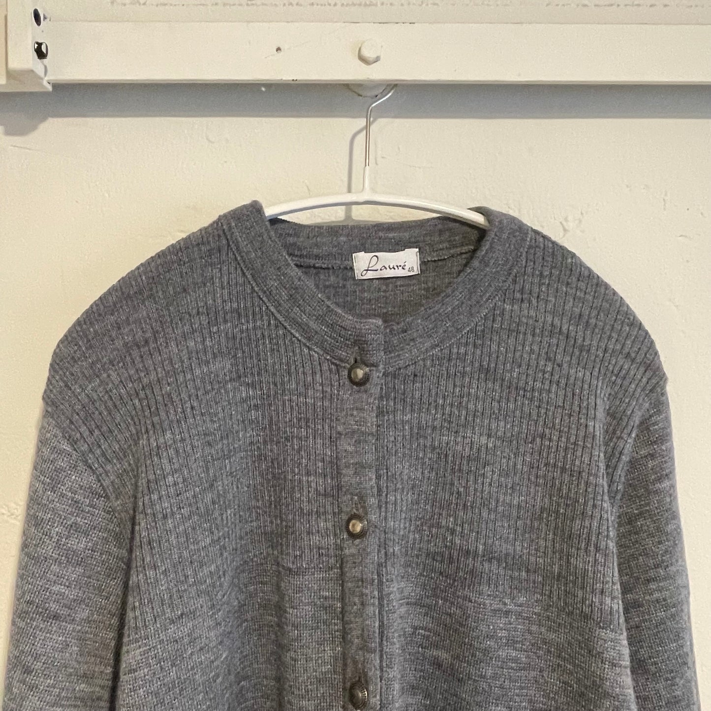 Crew Neck Cardigan Grey