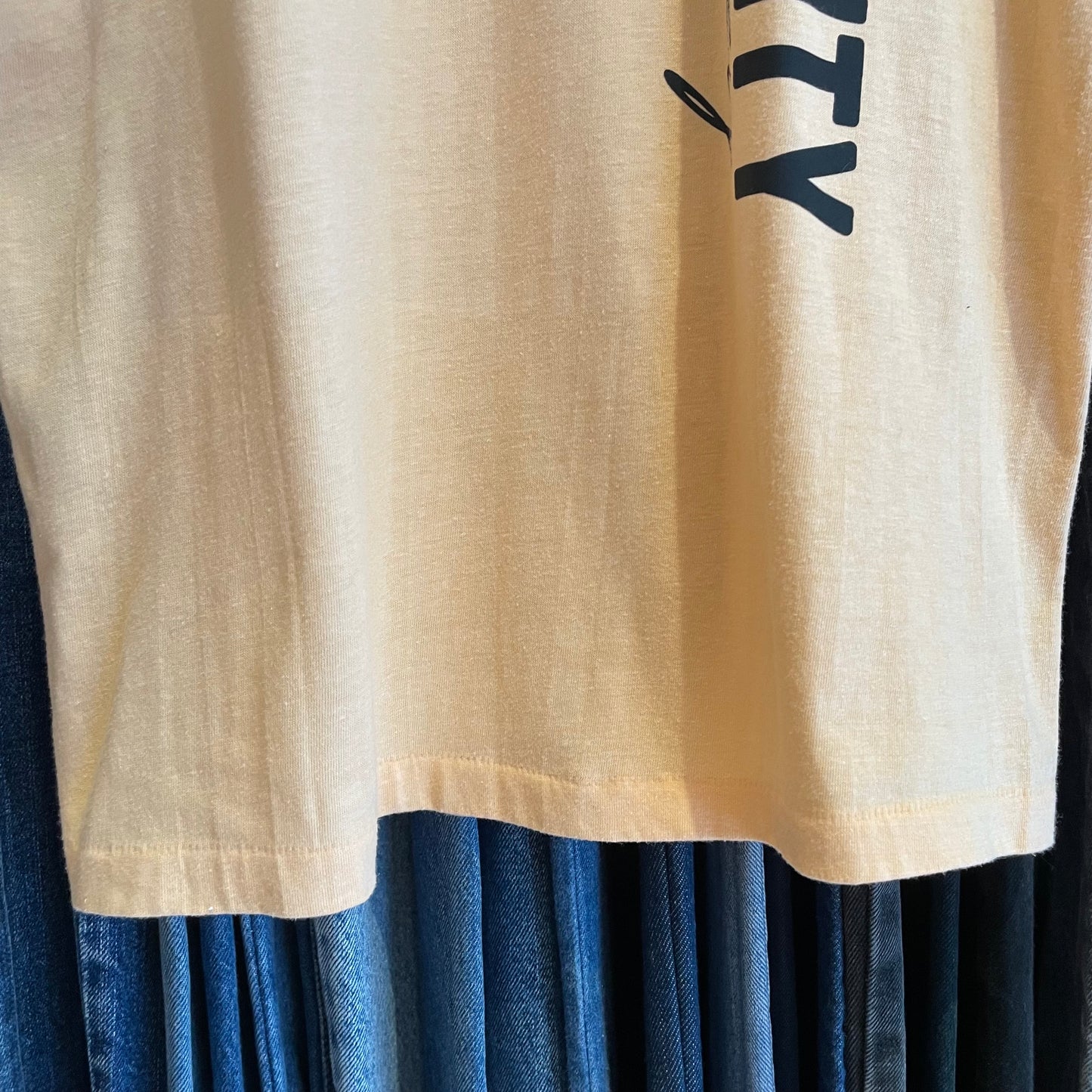 Atlantic City New Jersey T-Shirt Tan Cotton/Polyester