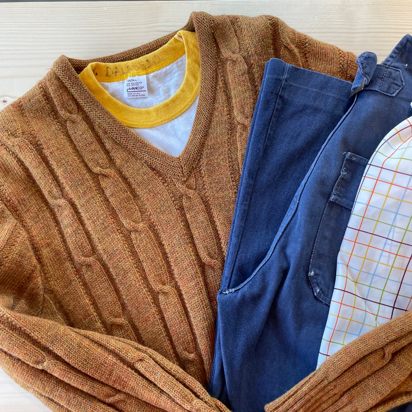 V-neck Knit Sweater Camel