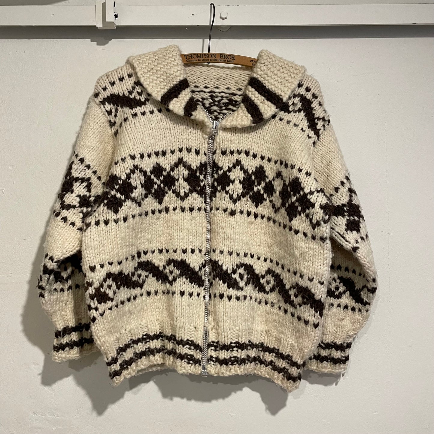 Zip Up Collar Argyle Knit Cardigan