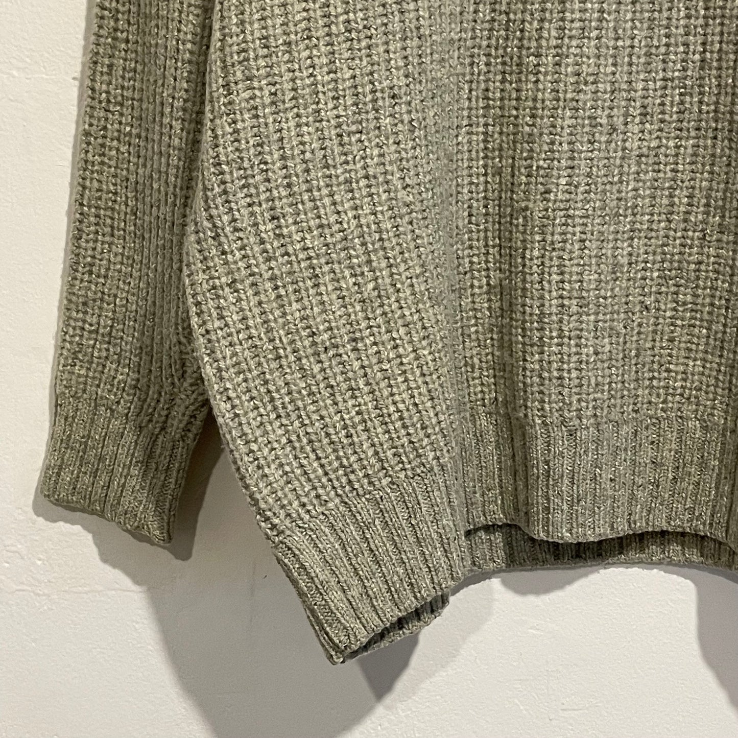 Wool/Silk Ribbed Knit Sweater Mint