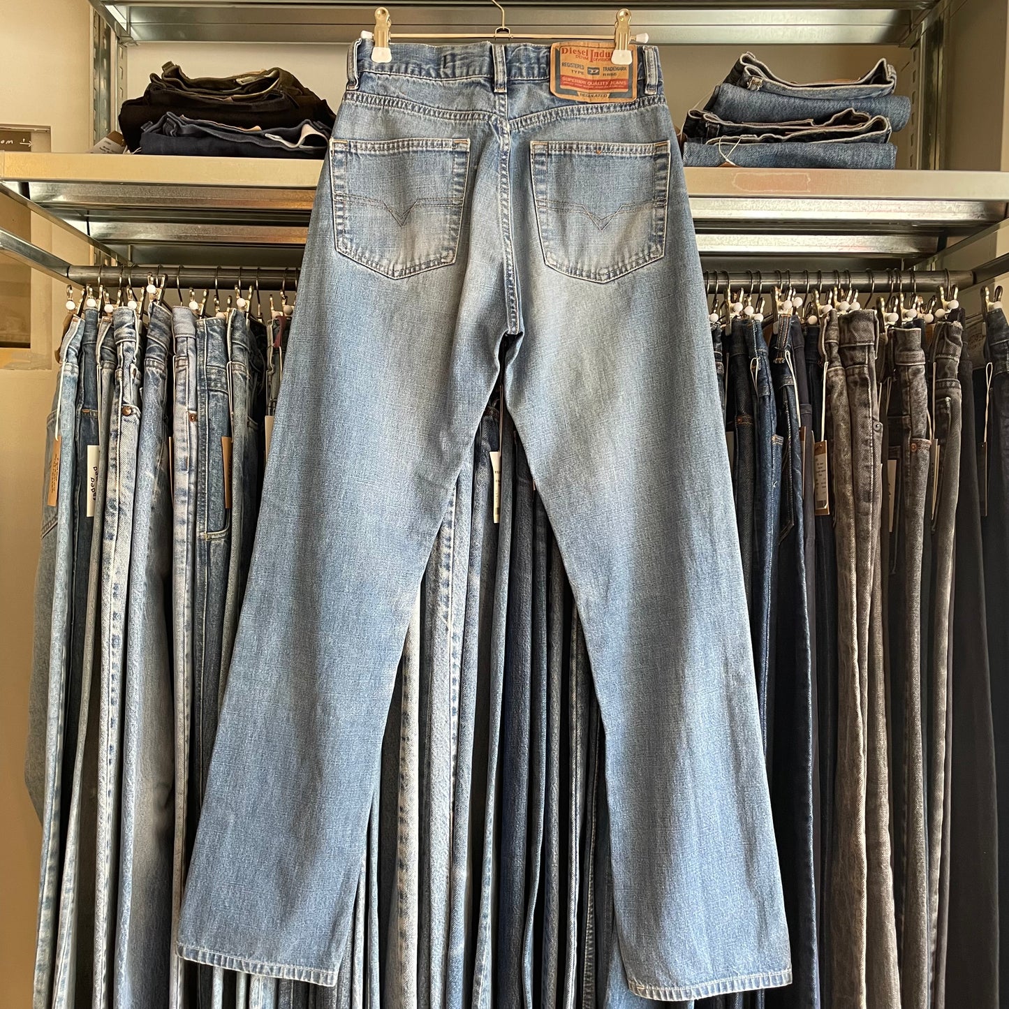 Light Wash RR55 Straight Leg Jeans Blue