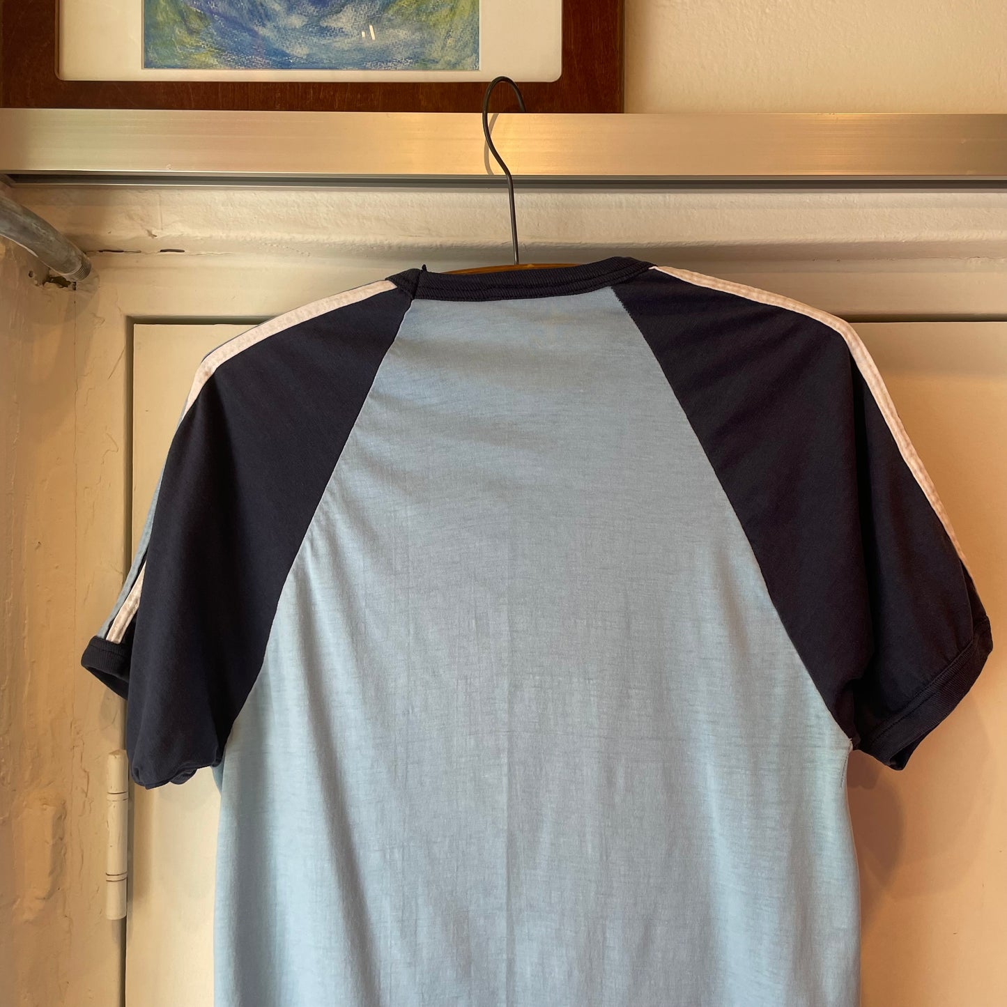 Mackay Bar Raglan T-Shirt