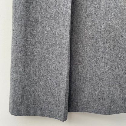 Wool Front Tuck Skirt Gray