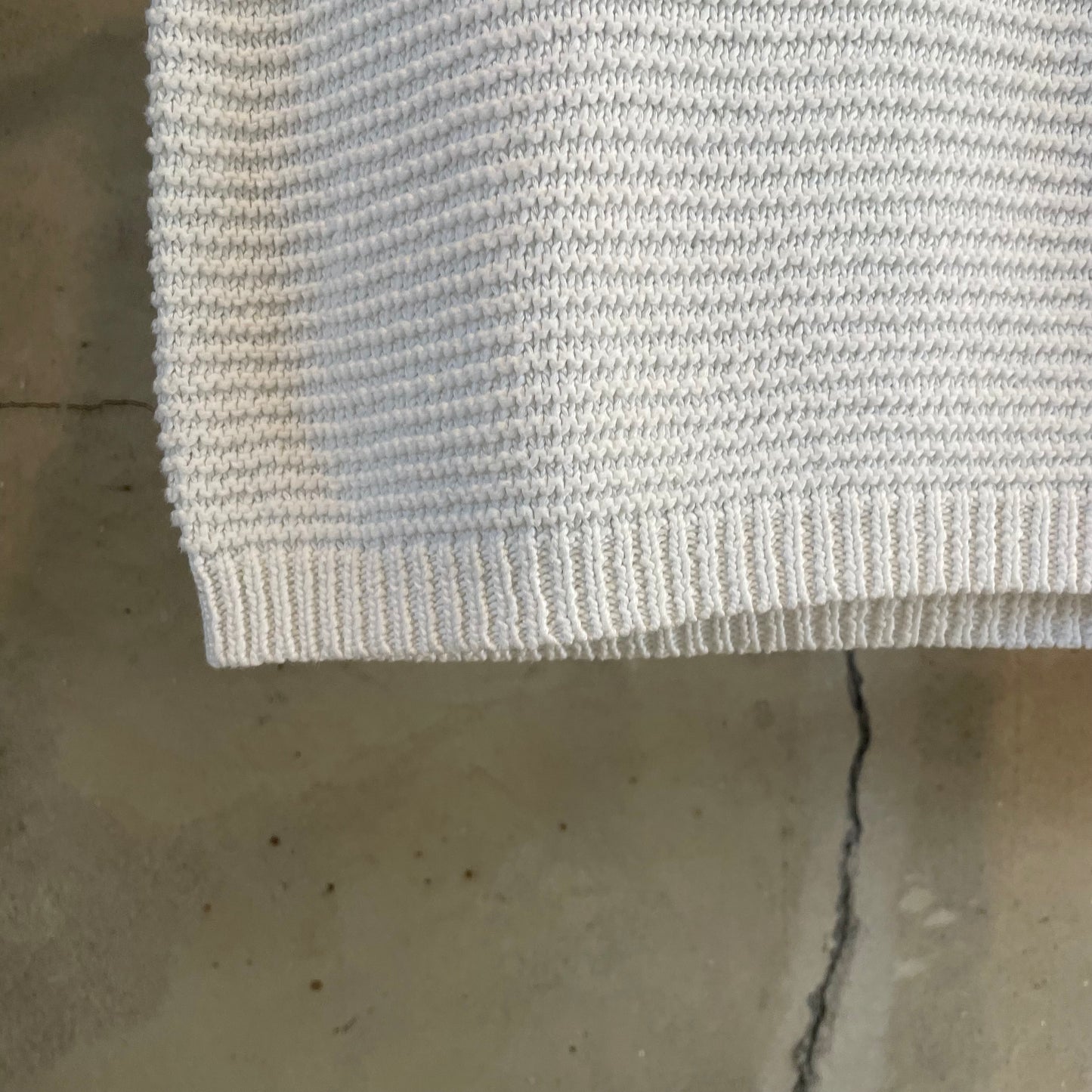 Cable Knit Sleeveless Sweater Vest White