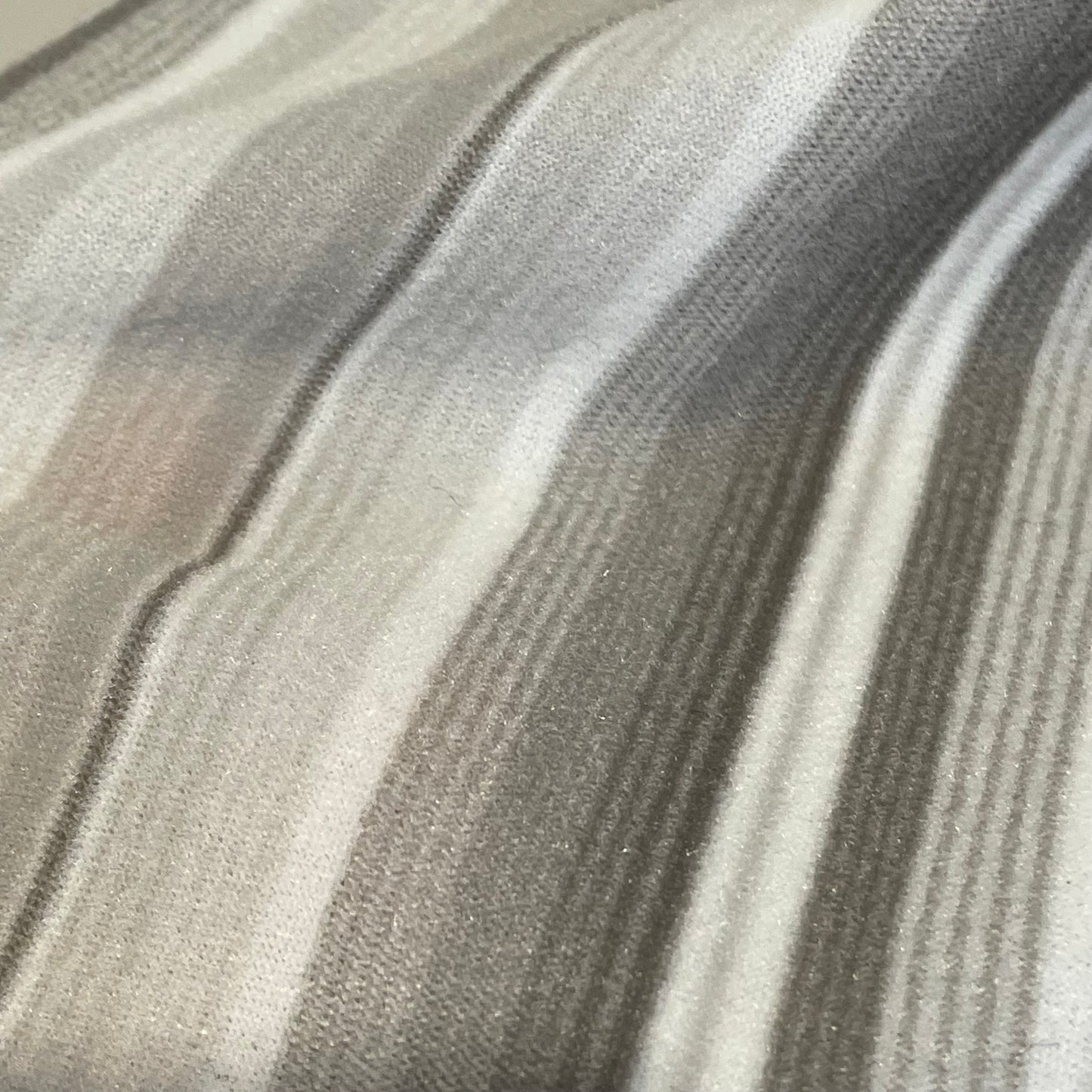 Mono-tone Striped Shirt Grey