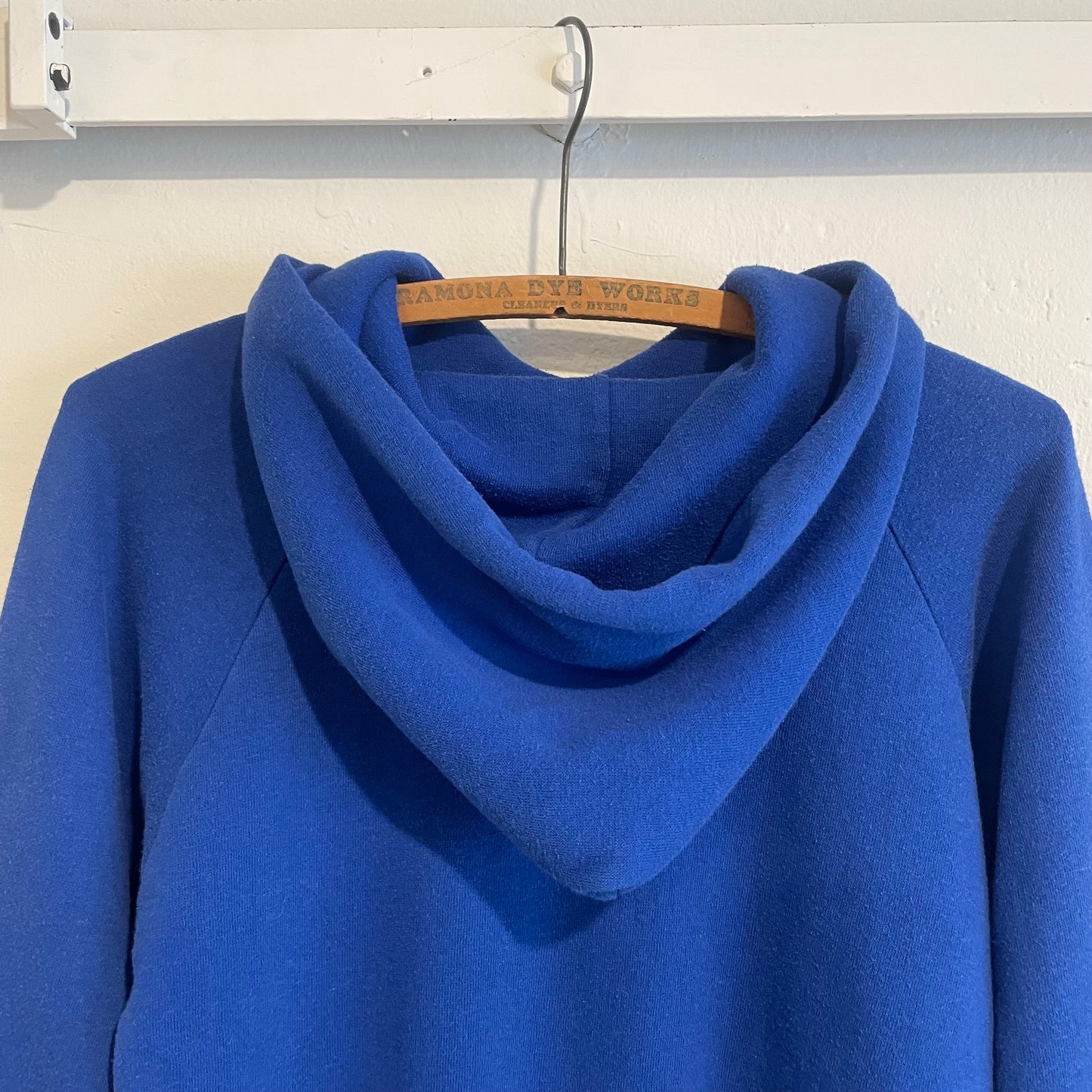 Door Country Raglan Hoodie Blue