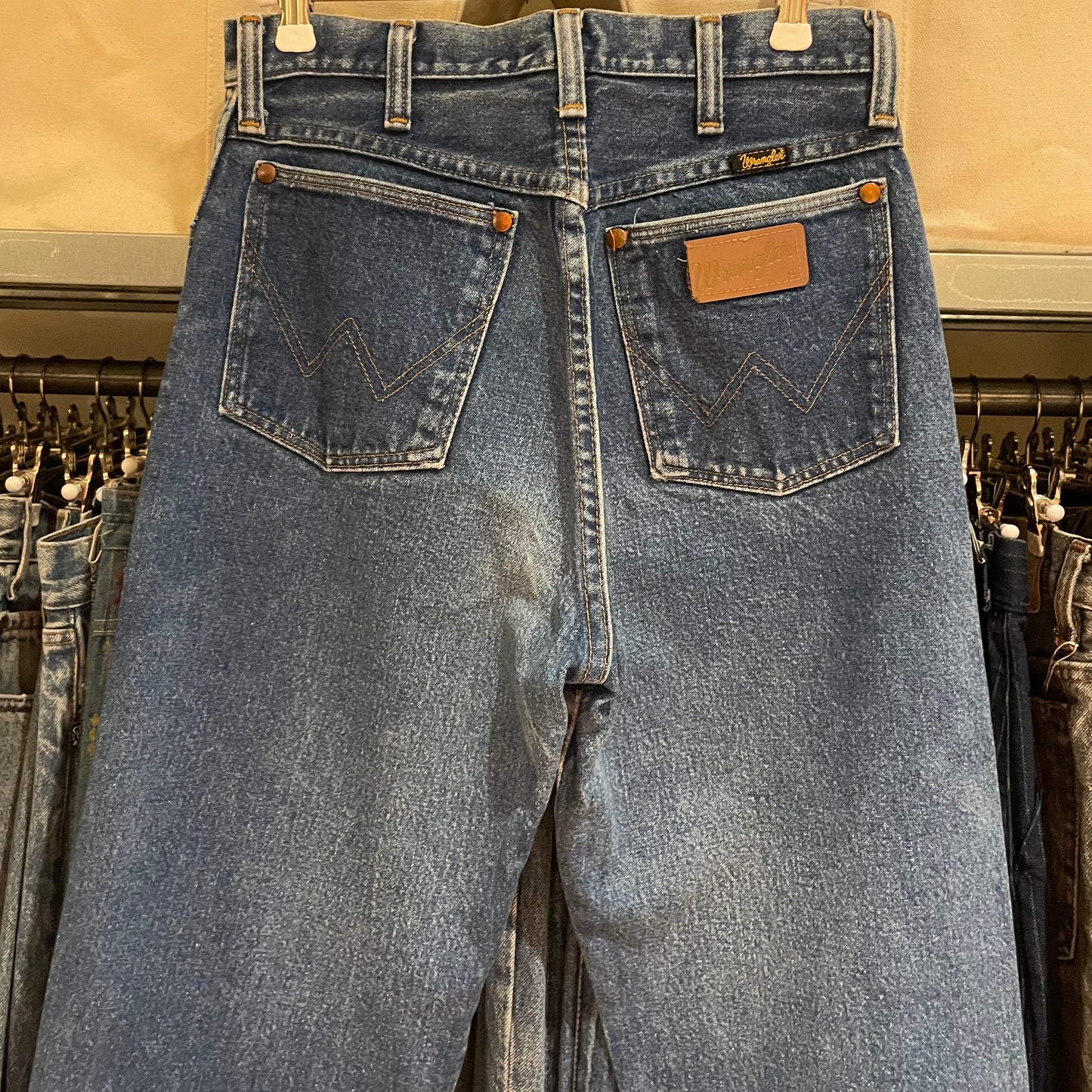 Regular Straight Jeans Mid Wash Blue Distressed