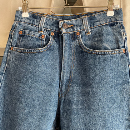 550 Jeans Regular Tapered Medium Wash Blue
