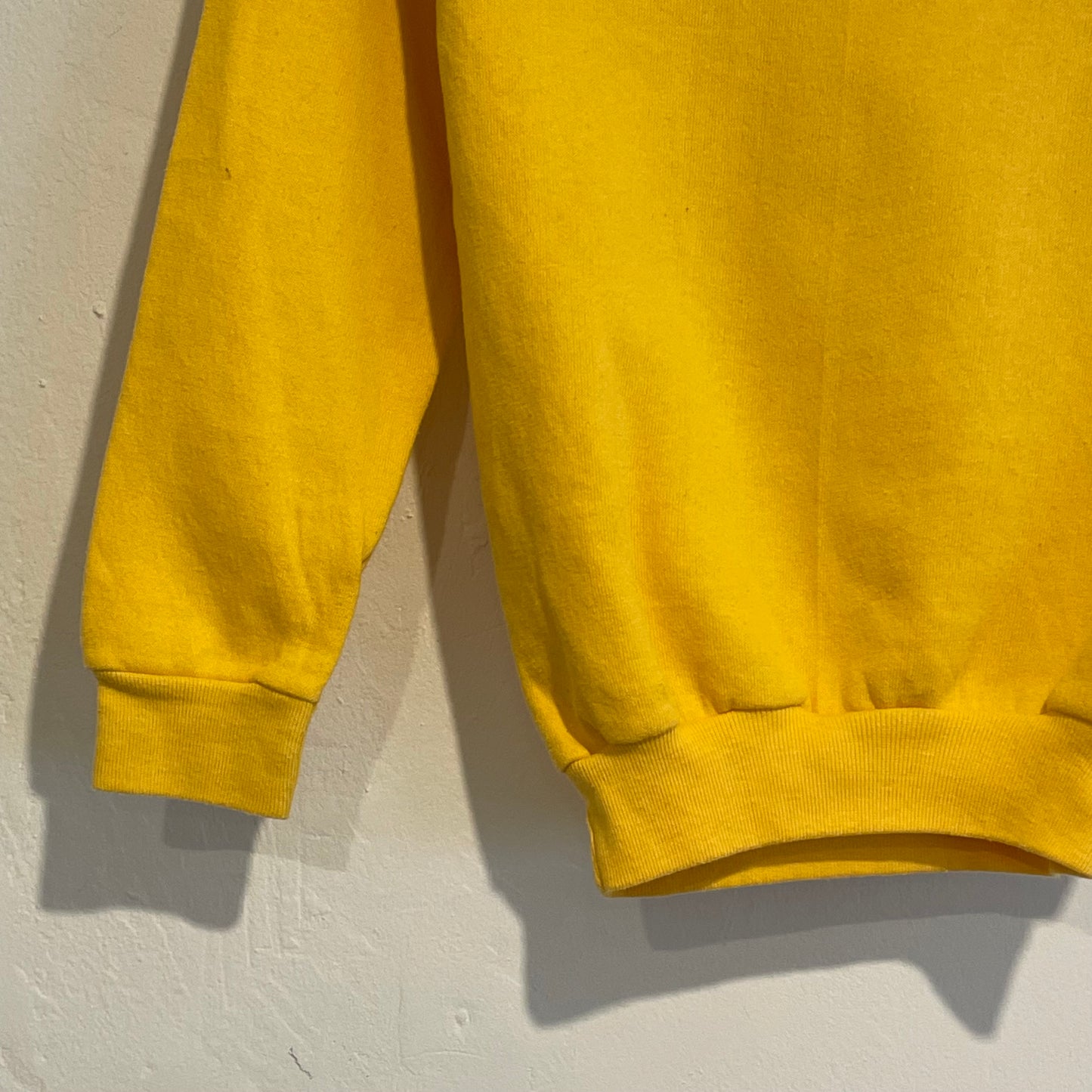 V-neck Sweatshirt Yellow
