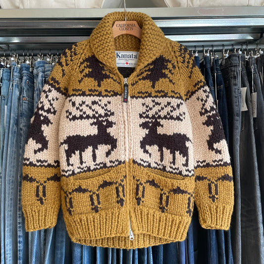 Reindeer Cowichan Shawl Collar 2-Way Talon Zip