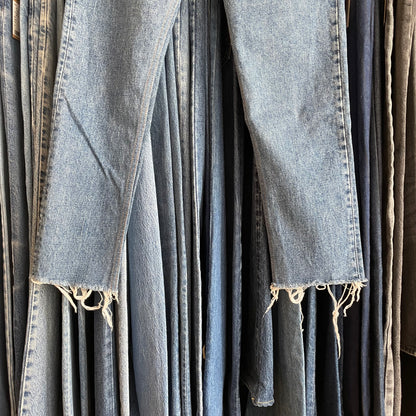 550 Jeans Regular Tapered Medium Wash Blue