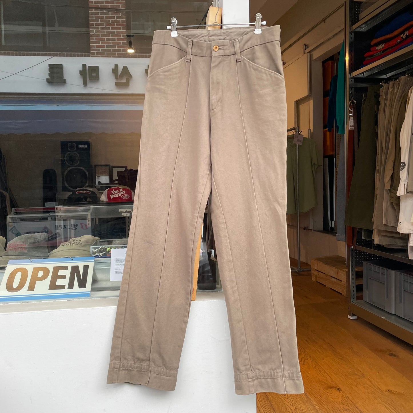 Tuck Chino Pants Straight Khaki