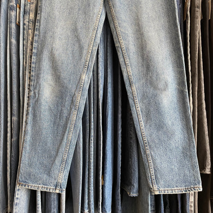 550 Jeans Regular Tapered Medium Wash Blue