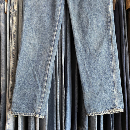 501 Jeans Regular Tapered Medium Wash Blue