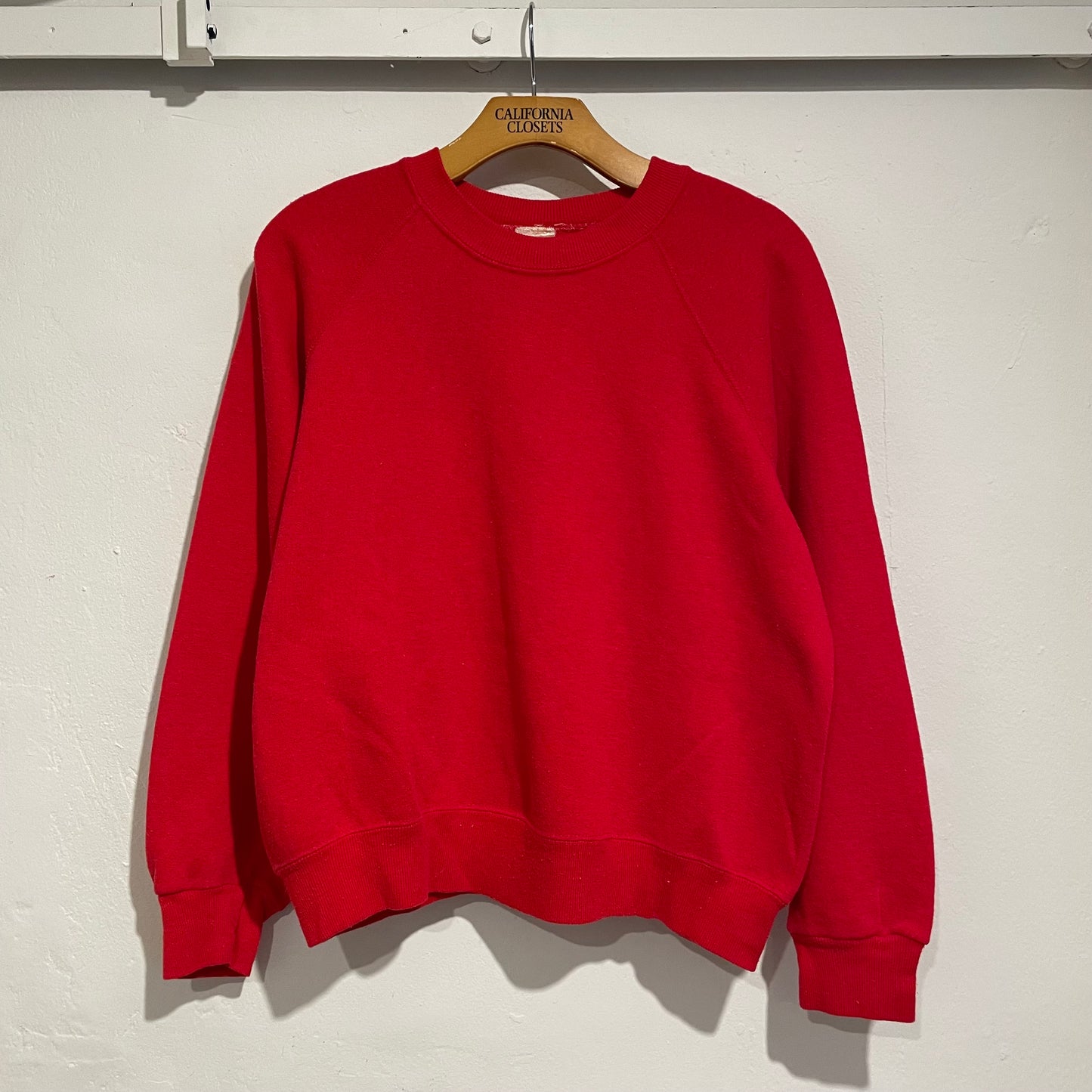Creslan Acrylic & Cotton 50/50 Raglan Blanc Sweatshirt Red