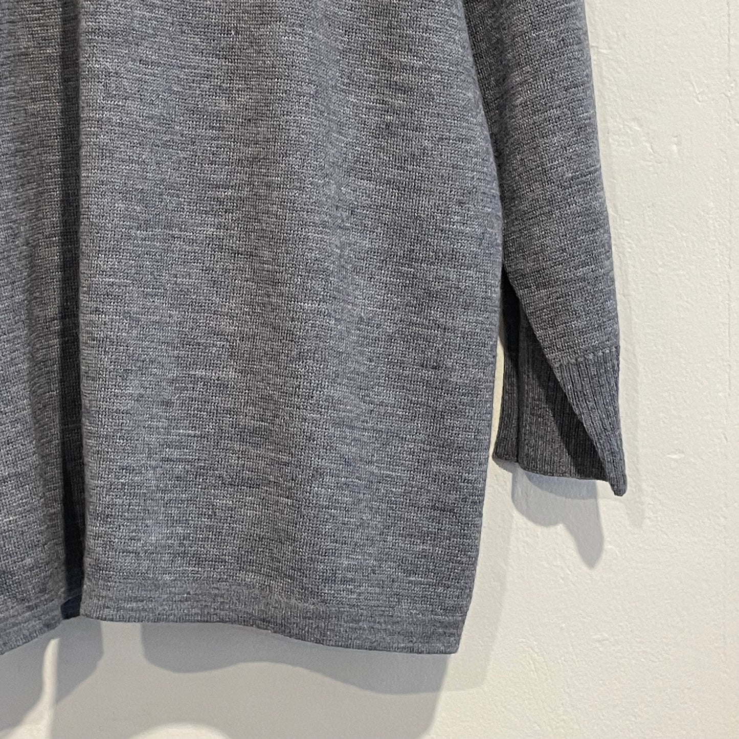 Crew Neck Cardigan Grey