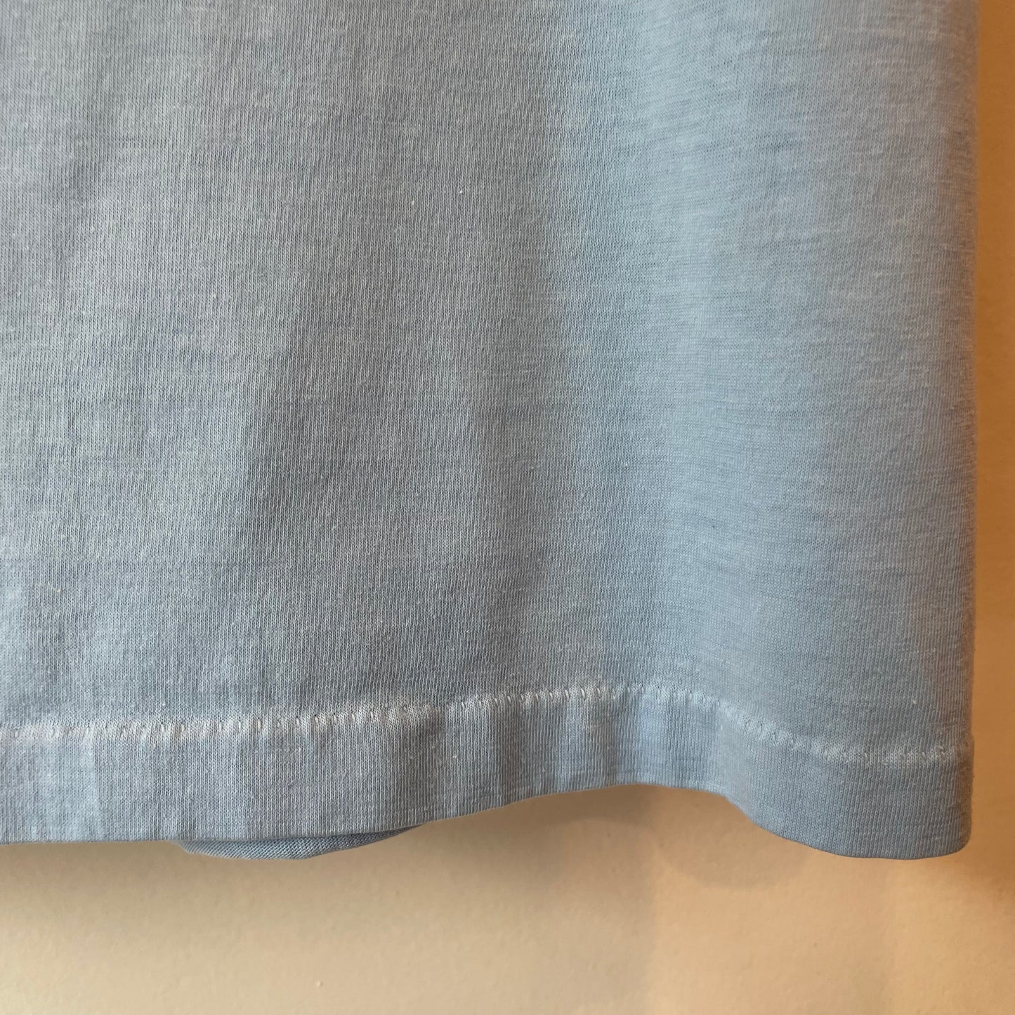 Mackay Bar Raglan T-Shirt