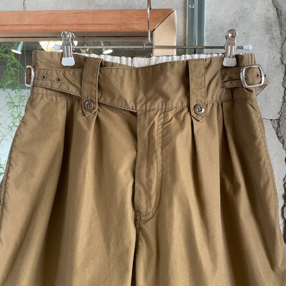Pleated Cotton Shorts Brown