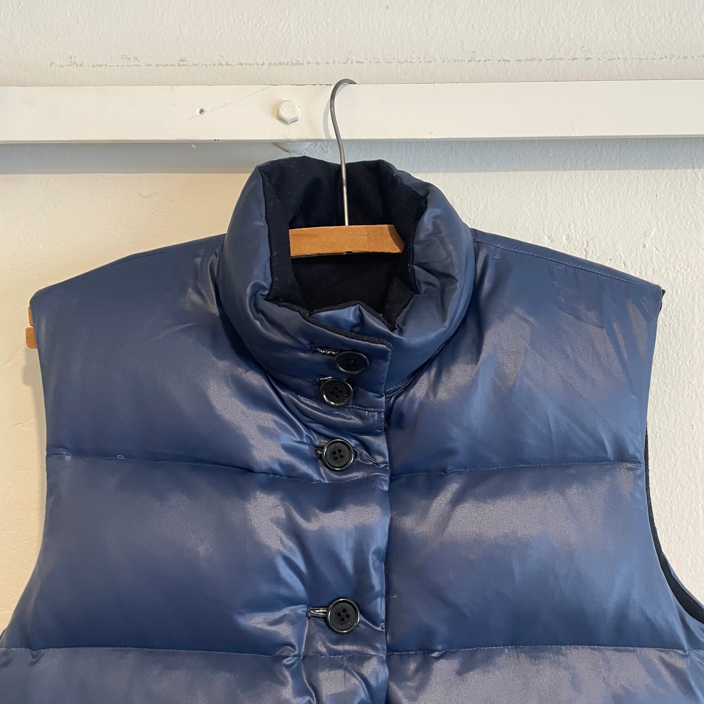 Snap-Front Puffer Vest Navy Reversible