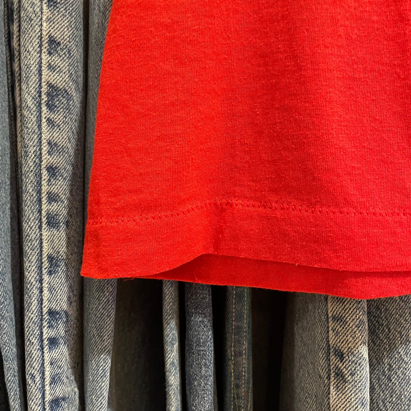 New York Music Single-Stitch T-Shirt Red